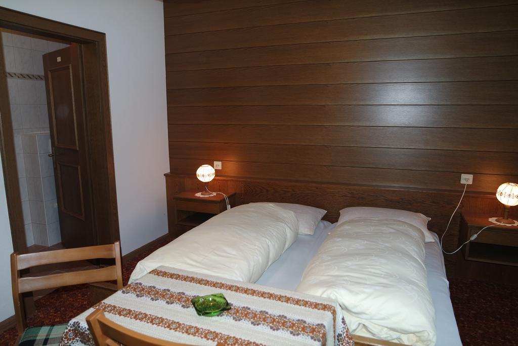 Haus Unterberg Bed & Breakfast San Giacomo Val di Vizze Exterior foto
