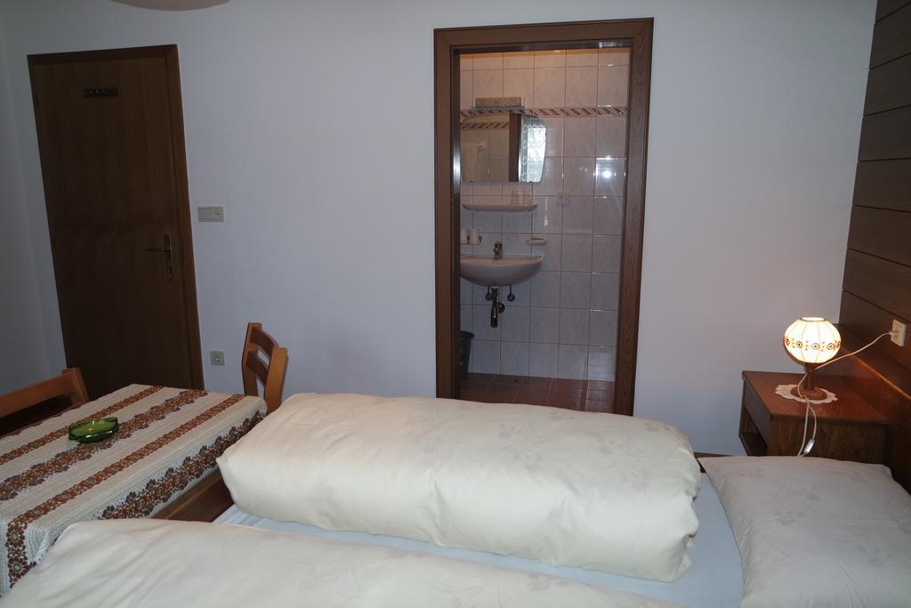 Haus Unterberg Bed & Breakfast San Giacomo Val di Vizze Exterior foto